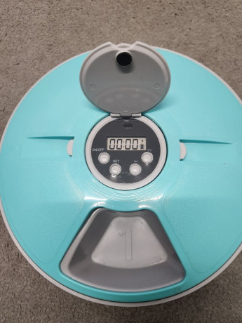 timedautomatic-cat-feeder-big-1