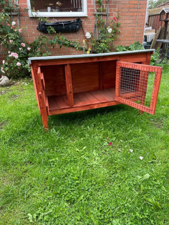 rabbit-hutch-for-sale-big-2