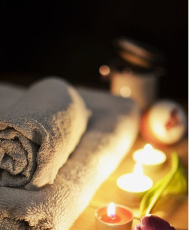 visit-us-in-wr2-relaxing-therapeutic-massage-big-1