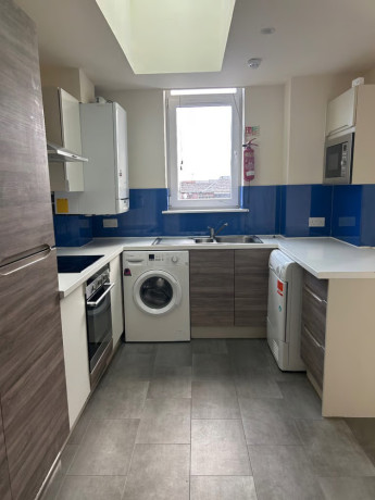 top-rated-cleaning-services-homes-offices-spotless-big-3