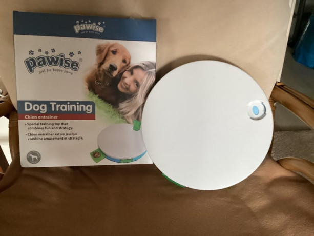 pawise-dog-training-toy-for-a-special-treat-big-3