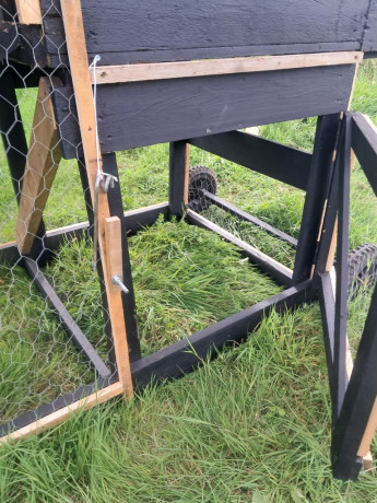 chicken-house-and-tun-big-3