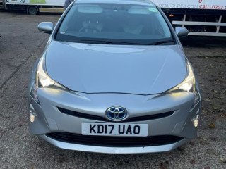 pco-cars-for-rental-london-taxi-private-hire-use-uber-bolt-prius-mg-kia-electric-tesla-mercedes