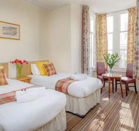 end-of-tenancy-airbnb-deep-cleaning-domestic-commercial-guntry-big-3