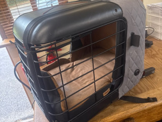 4pets-carree-pet-carrier-dog-crate-for-cars