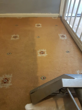 professional-carpet-and-upholstery-steam-cleaning-end-of-tenancy-big-4