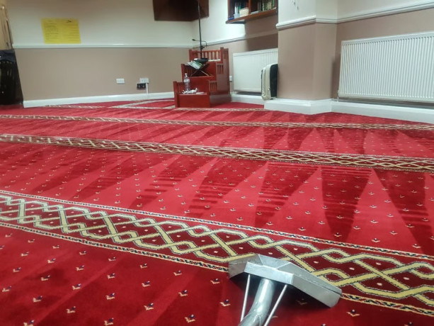 professional-carpet-and-upholstery-steam-cleaning-end-of-tenancy-big-3