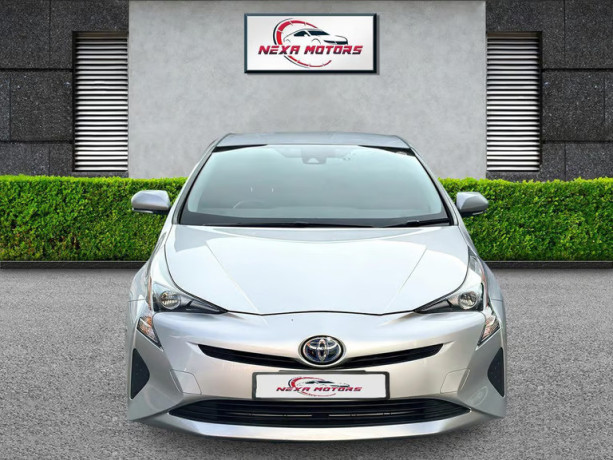 pco-cars-ready-to-hire-toyota-prius-2017-hybrid-uber-approved-slough-120ps-pw-big-0