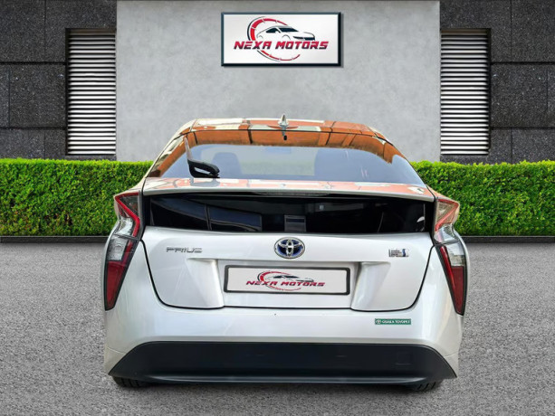 pco-cars-ready-to-hire-toyota-prius-2017-hybrid-uber-approved-slough-120ps-pw-big-3