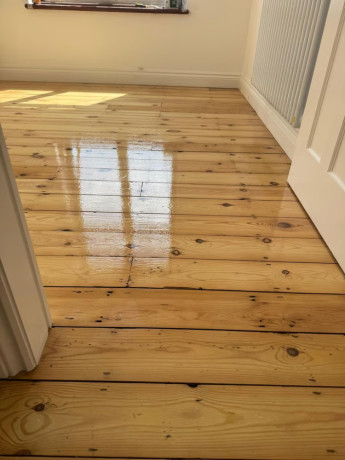 floor-sanding-and-restoration-services-big-3
