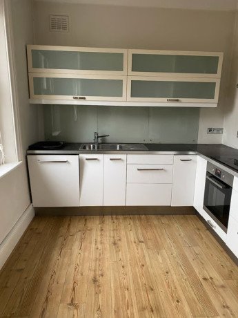 end-of-tenancy-cleaning-kingston-quick-response-cleaner-25-discount-big-0