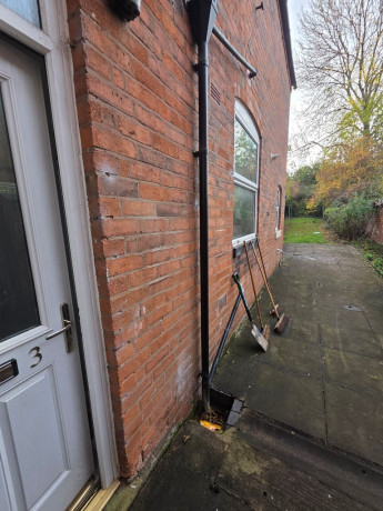 2-bed-flat-benefits-only-big-1