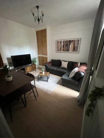 your-local-trusted-cleaners-air-bb-deep-end-of-tenancy-cleans-big-0