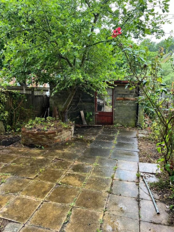 studio-flat-in-laud-close-reading-rg1-6rd-big-1