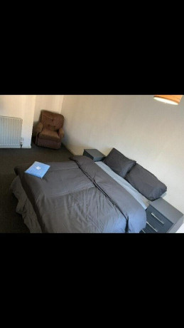 room-to-rentdouble-room-in-hamstead-road-b20all-dss-acceptedsee-description-big-0