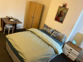 rent-a-room-in-hamstead-new-roadall-dss-acceptedsee-description
