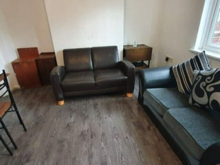 emergency-accommodationdouble-room-in-sunningdale-roadall-dss-acceptedsee-description