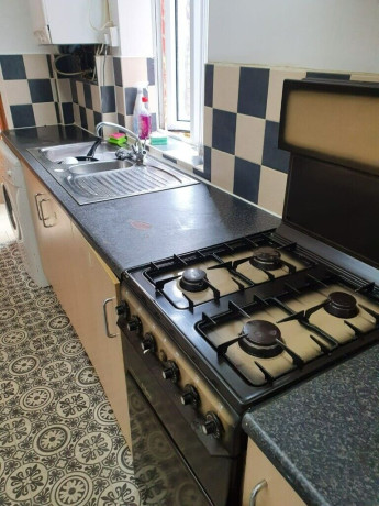 shared-housedouble-room-in-ridgeway-b17all-dss-acceptedsee-description-big-0