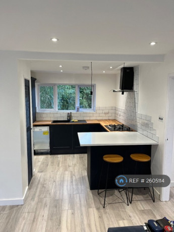 1-bedroom-in-lower-cippenham-lane-slough-sl1-2605114-big-0