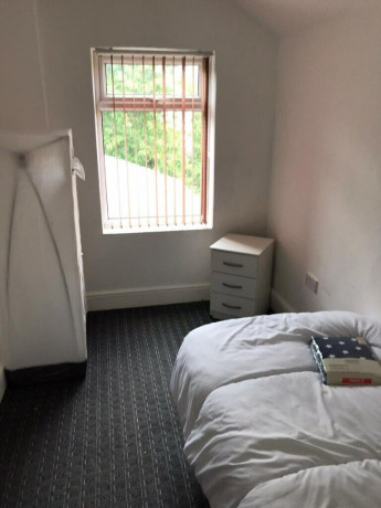 emergency-accommodationsingle-room-in-bacchus-road-b18all-dss-acceptedsee-description-big-0