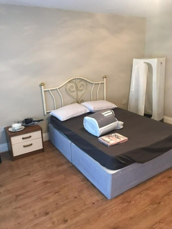 homeless-accommodationdouble-room-in-bantock-way-b17all-dss-acceptedsee-description-big-0