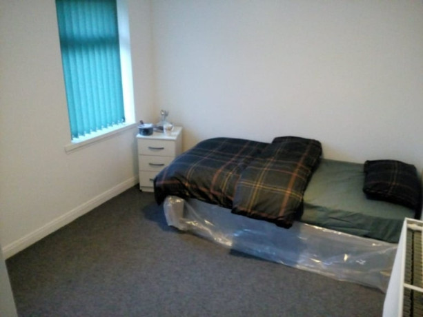 single-room-in-florence-road-b21all-dss-acceptedsee-description-big-1