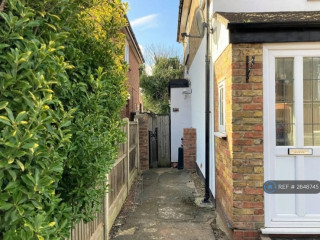 1-bedroom-flat-in-hainault-road-romford-rm5-1-bed-2648745