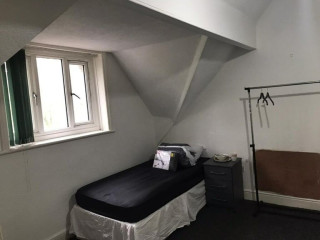 double-room-in-hall-road-b20all-dss-acceptedsee-description