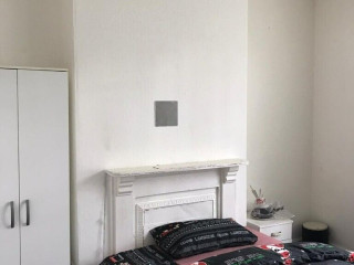 room-to-rentdouble-room-in-montague-road-b21all-dss-acceptedsee-description