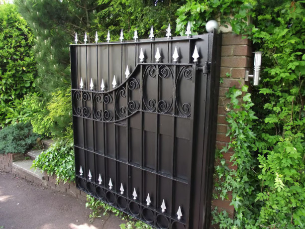 painter-decorator-plasterer-south-manchester-big-0