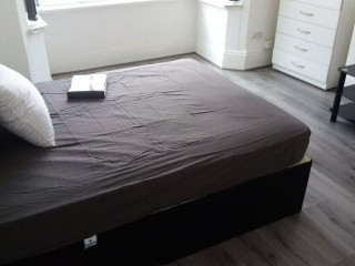 homeless-accommodationdouble-room-in-whitehall-road-b21all-dss-acceptedsee-description