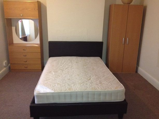 supported-accommodationdouble-room-in-hall-road-b20all-dss-acceptedsee-description-big-3