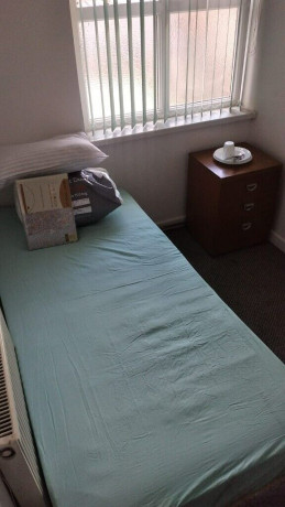 single-room-in-bacchus-road-b18all-dss-acceptedsee-description-big-0