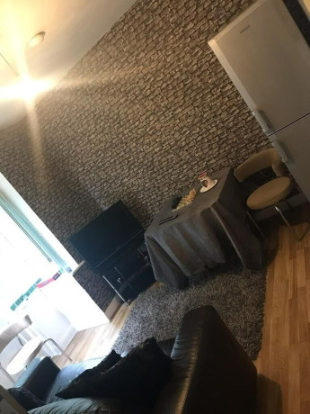 supported-accommodationdouble-room-in-cherry-orchard-road-b20all-dss-acceptedsee-description-big-0