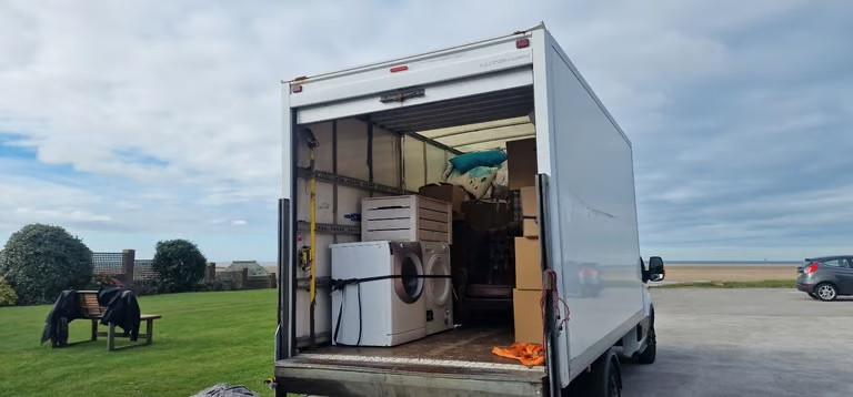 mersey-removals-20yrs-we-can-move-you-anywhere-no-job-to-big-or-small-man-and-van-alderley-edge-big-0