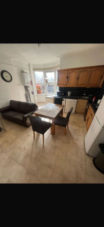 danger-rooms-vanishing-shared-living-in-birmingham-dss-esa-welcome-big-1