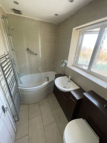 were-here-to-help-you-move-to-birmingham-rooms-from-ps10week-big-1