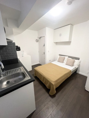 spacious-double-room-bills-included-move-in-today-big-0