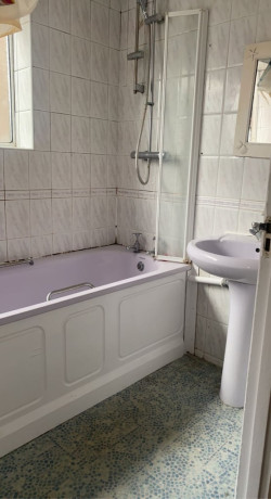 available-now-bills-included-big-medium-room-for-ps691pcm-in-hornchurch-rm12-5qj-big-1