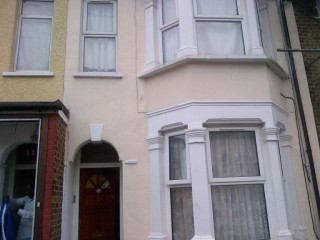 available-now-nice-big-double-room-in-redbridge-ig1-3ss-for-ps690pcm-all-bills-included