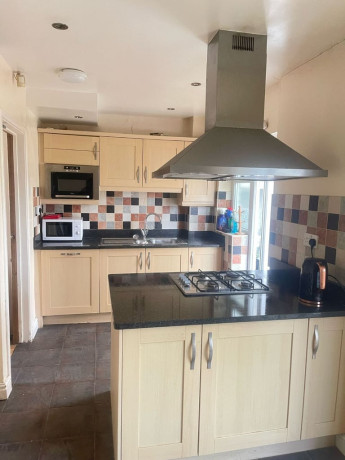 live-your-best-life-shared-accommodation-in-bham-friendly-housemates-big-2