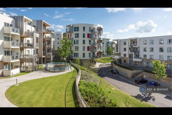 2-bedroom-flat-in-glenalmond-ave-cambridge-cb2-2-bed-2647443-big-0