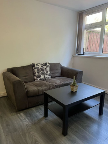 fresh-start-fast-furnished-shared-rooms-in-birmingham-zero-upfront-cost-big-1