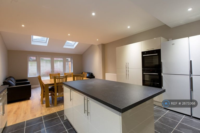 6-bedroom-house-in-coventry-road-southampton-so15-6-bed-2673368-big-3