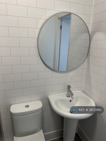 3-bedroom-flat-in-waterloo-street-plymouth-pl4-3-bed-2672493-big-3