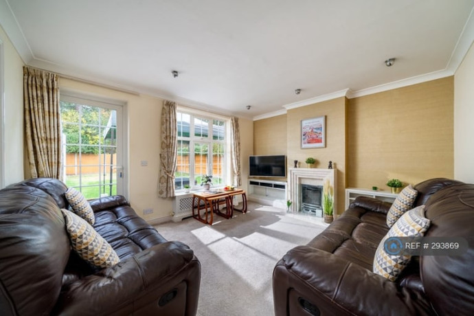 3-bedroom-house-in-souberie-avenue-letchworth-sg6-3-bed-293869-big-0