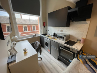 studio-flat-in-broad-street-nottingham-ng1-2620992