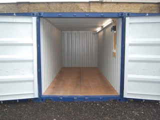 container-workshops-to-rent-in-horsham