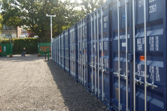 container-workshops-to-rent-in-horsham-big-1