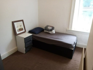 double-room-in-albert-road-b21all-dss-acceptedsee-description